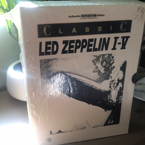 led zeppelin Other - LED ZEPPELIN I-V Authentic Guitar-tab Edition 🎸